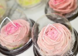 Роза в боксі