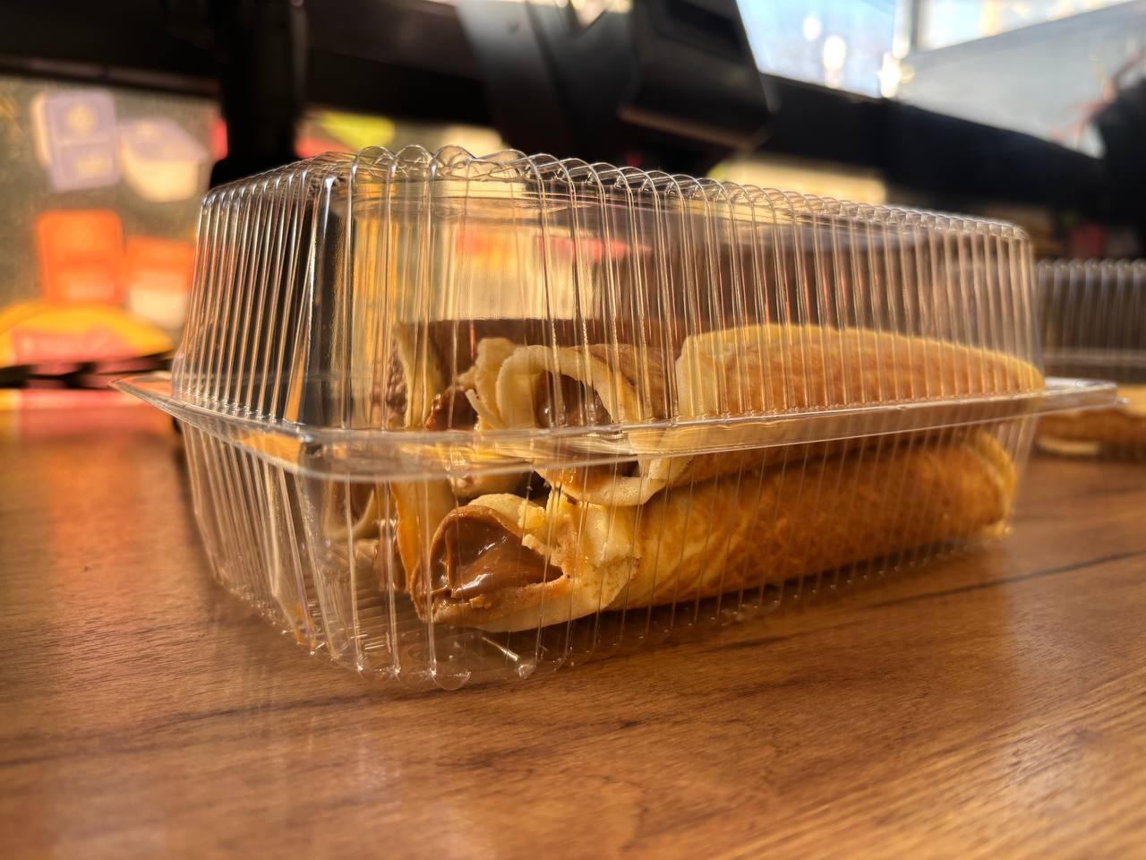 Трубочка зі згущеним молоком