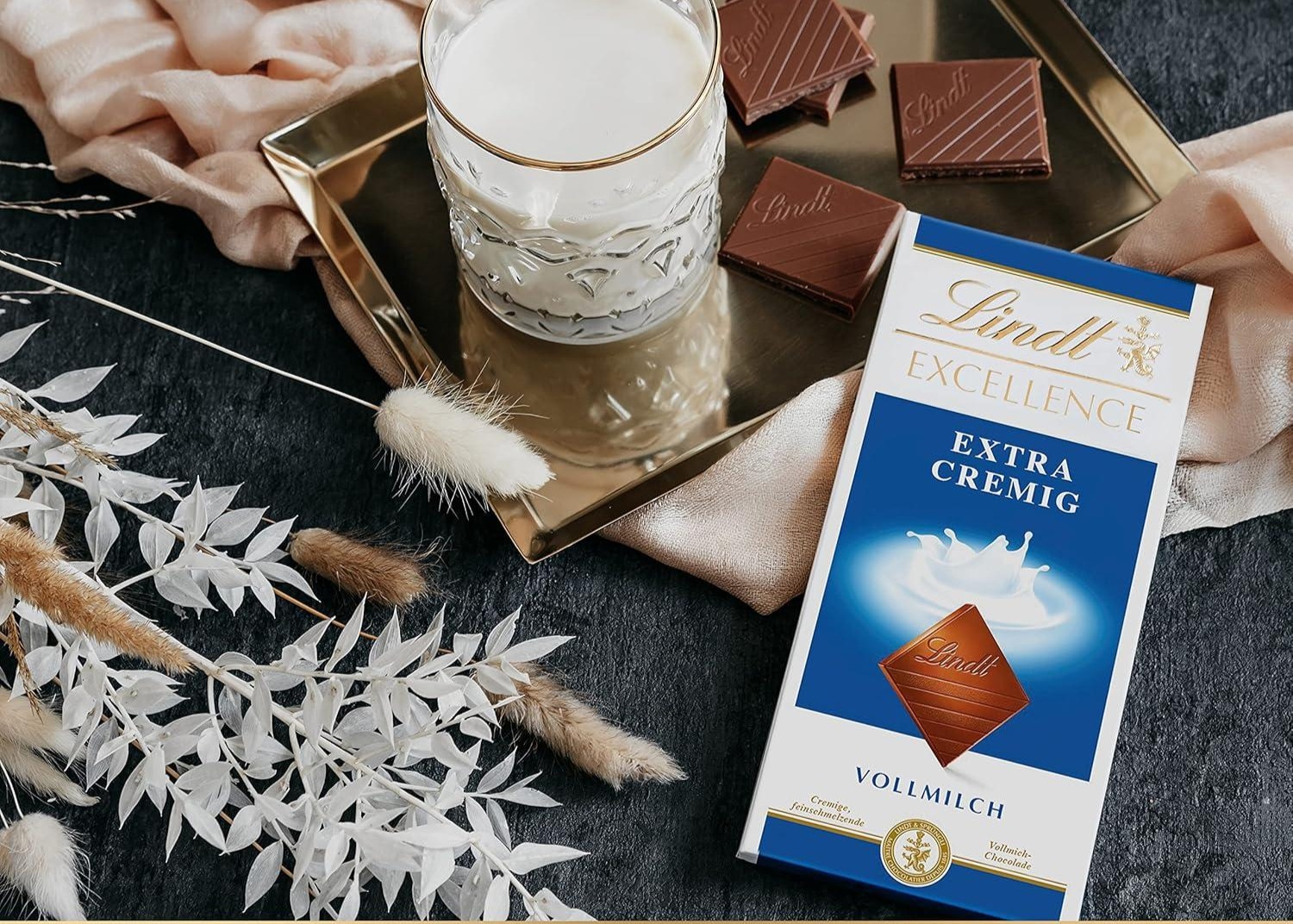 Шоколад LINDT EXCELLENCE Milk "Extra Fondat" (білий) 100г ТМ LINDT+