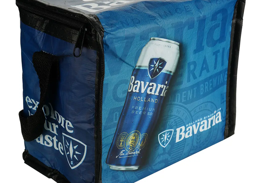 Набір Пиво Bavaria Holand 0.5л х 6шт Алк.5%+ термосумка ТМ Bavaria+