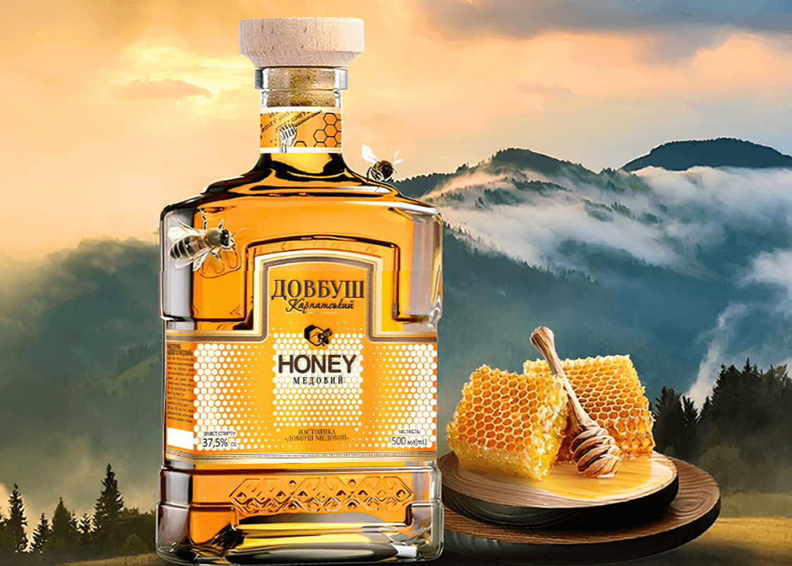 Бренді Довбуш Карпатський "Honey" 0,500л. Алк.37.5% ТМ Довбуш+