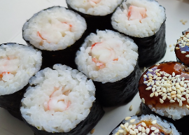 Макі з креветкою