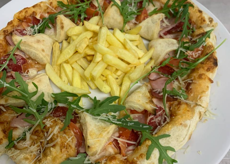 Піца з картоплею фрі